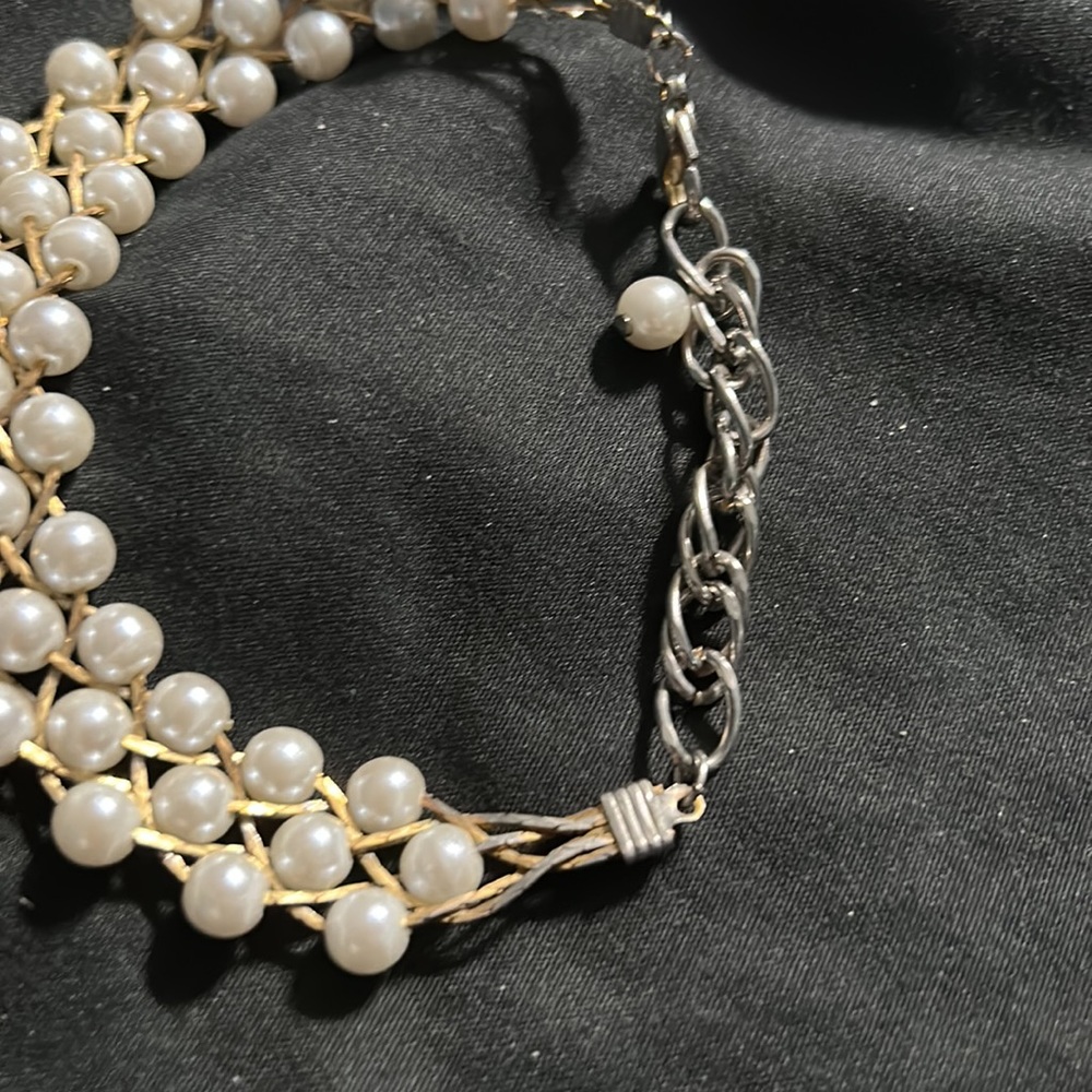 Structured pearl bracelet. - Picture 2 of 2